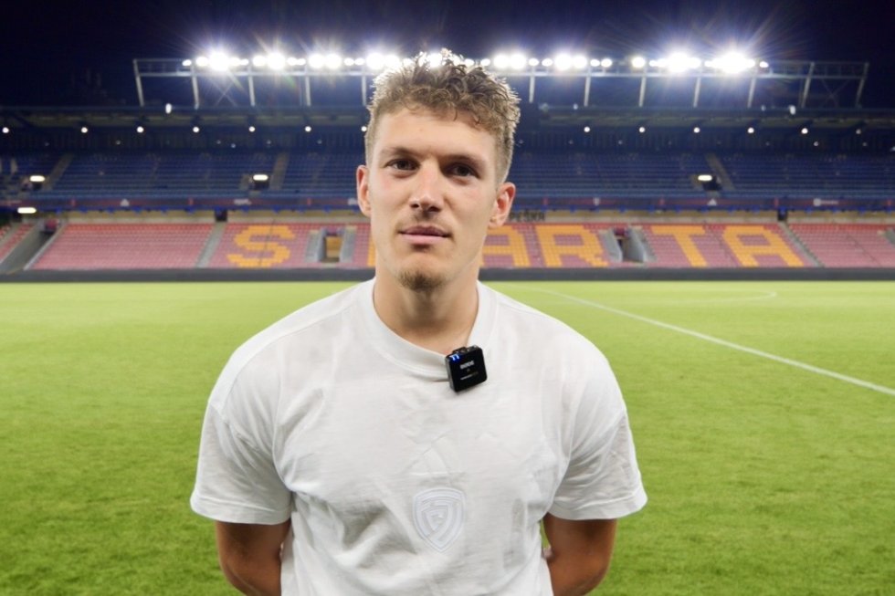 Trenér Bronislav Červenka a Daniel Šmiga po utkání na Spartě