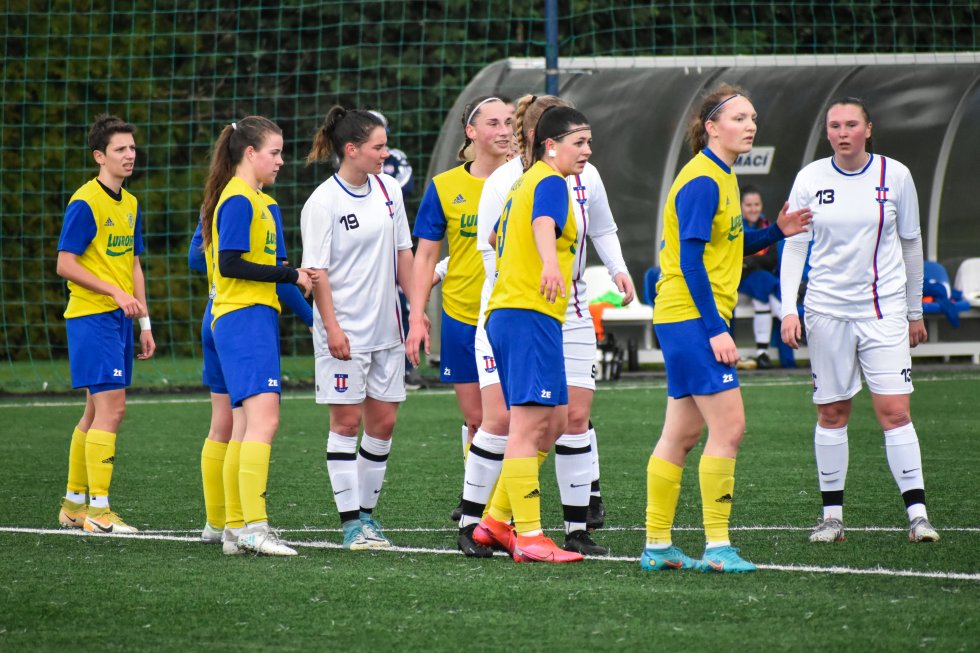 Představují se zimní posily žen FC TRINITY Zlín