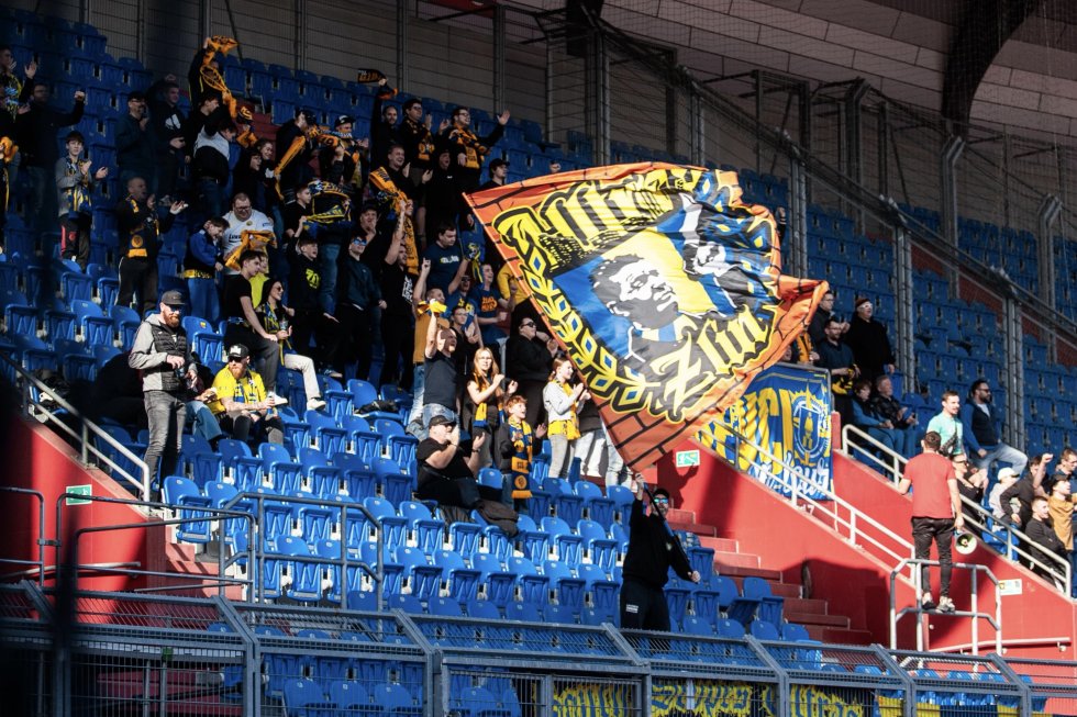 INFORMACE PRO FANOUŠKY K UTKÁNÍ NADSTAVBY NA BANÍKU