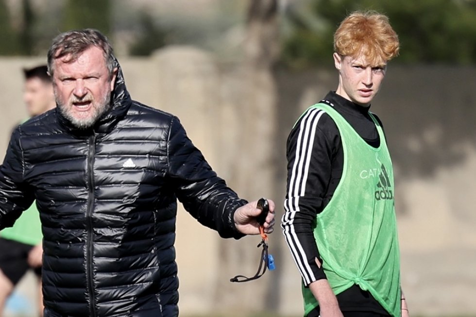 TOM SLONČÍK Z MALTY Trenér Vrba? Před rokem jsem o takovém trenérovi